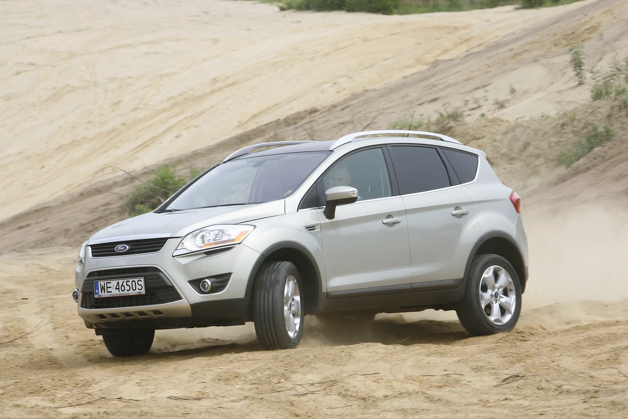 Ford Kuga I (2008-2012) Ford Kuga I (2008-2012)