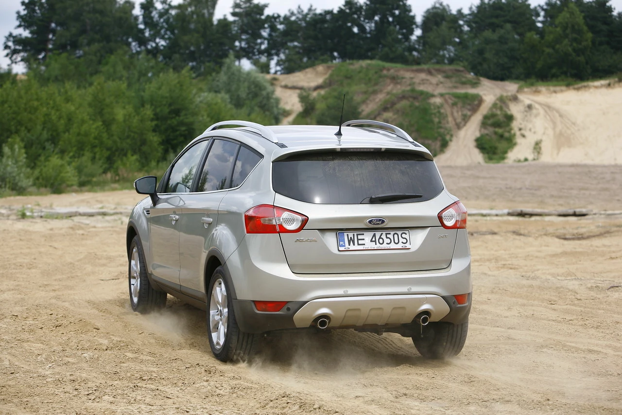 Ford Kuga I (2008-2012) Ford Kuga I (2008-2012)