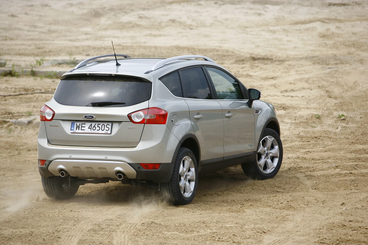 Ford Kuga I (2008-2012) Ford Kuga I (2008-2012)