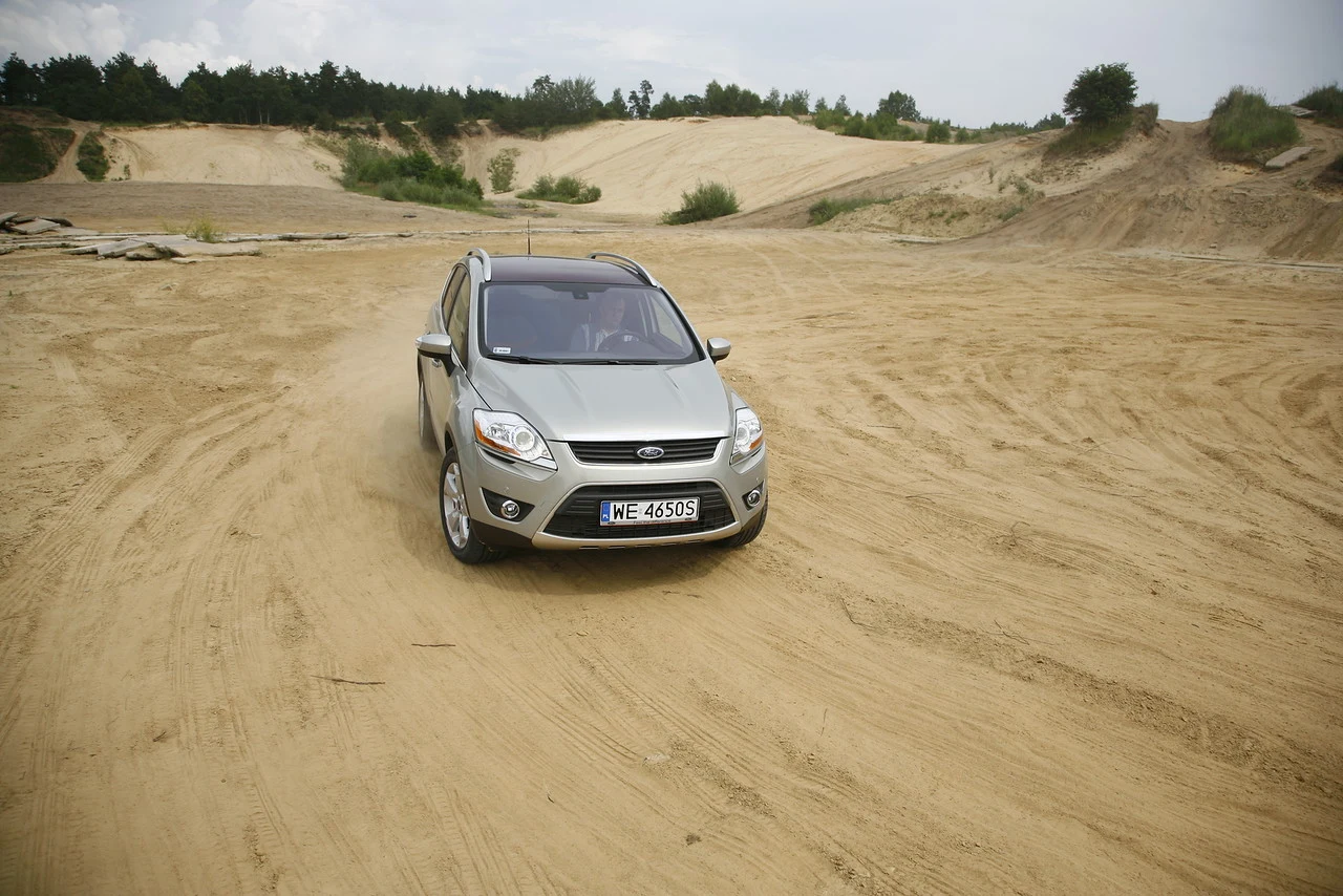 Ford Kuga I (2008-2012) Ford Kuga I (2008-2012)