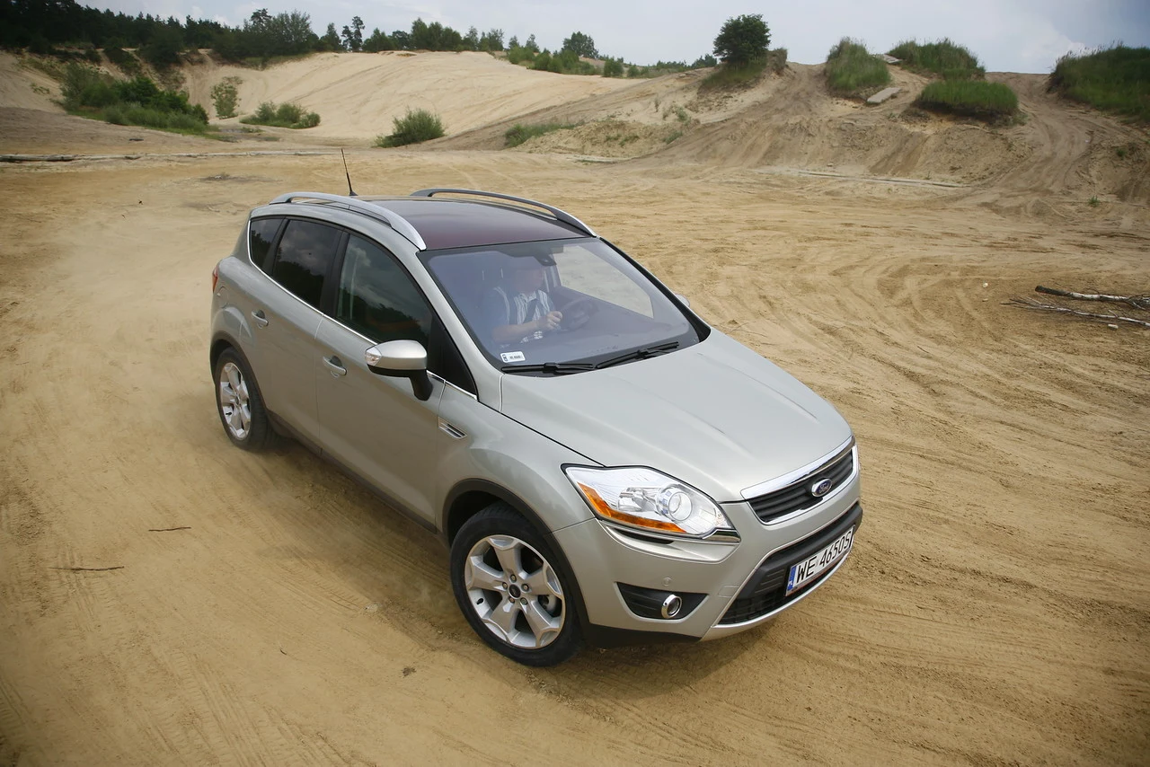 Ford Kuga I (2008-2012) Ford Kuga I (2008-2012)