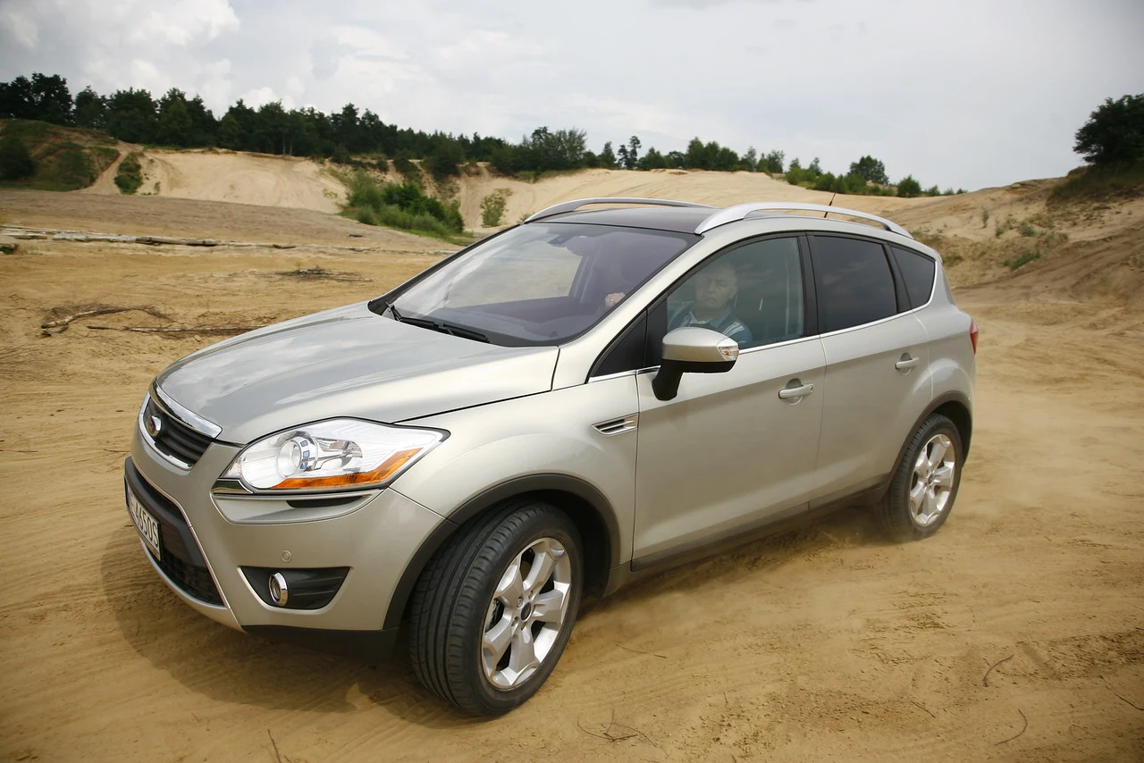 Ford Kuga I (2008-2012) Ford Kuga I (2008-2012)