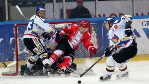 Hokeiści TatrySki Podhala przegrali we wtorek mecz o Superpuchar z Comarch Cracovią