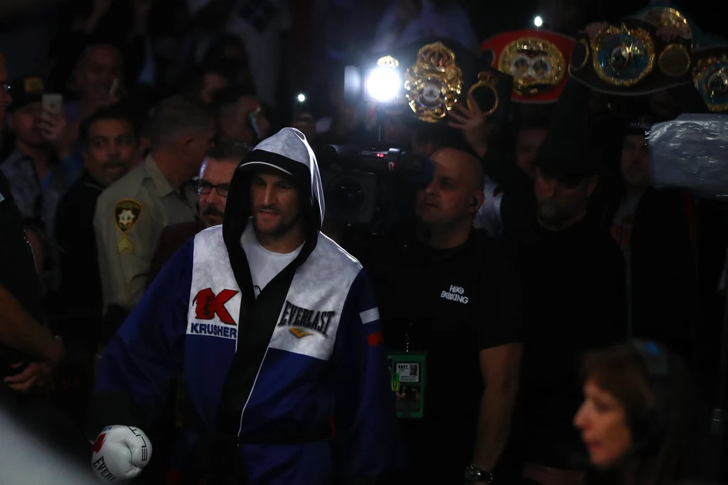 Siergiej Kowaliow w drodze na ring