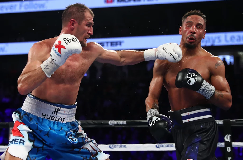 Andre Ward zdobył tytuł mistrza świata WBA, WBO i IBF wagi półciężkiej