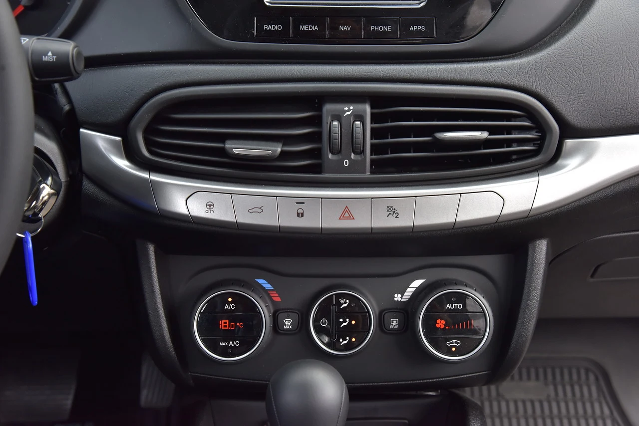 Fiat Tipo 1.6 E-Torq Lounge