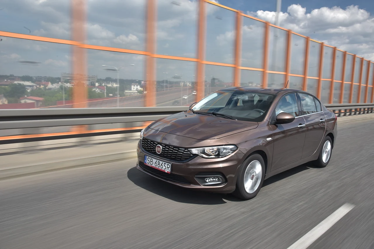 Fiat Tipo 1.6 E-Torq Lounge