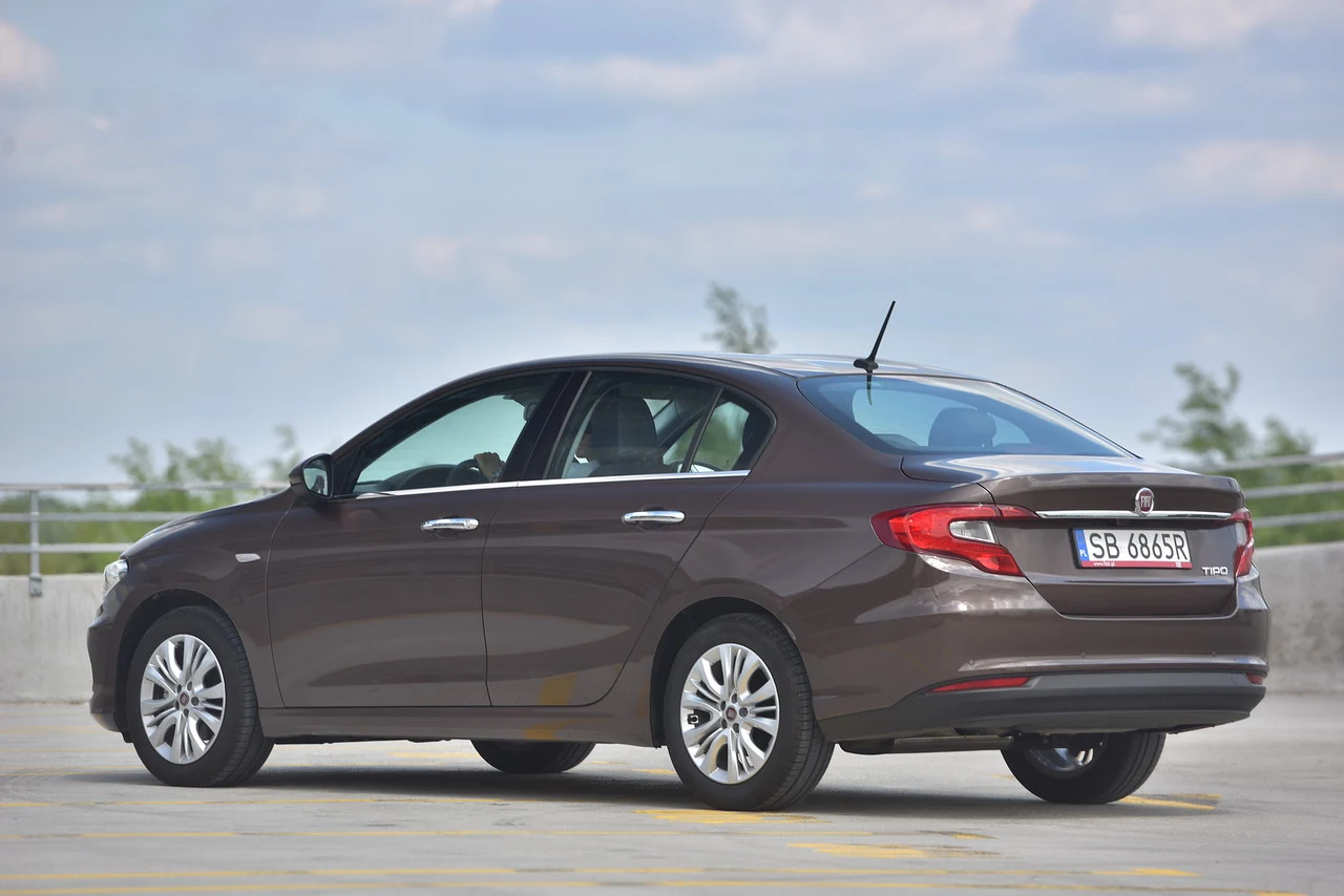 Fiat Tipo 1.6 E-Torq Lounge