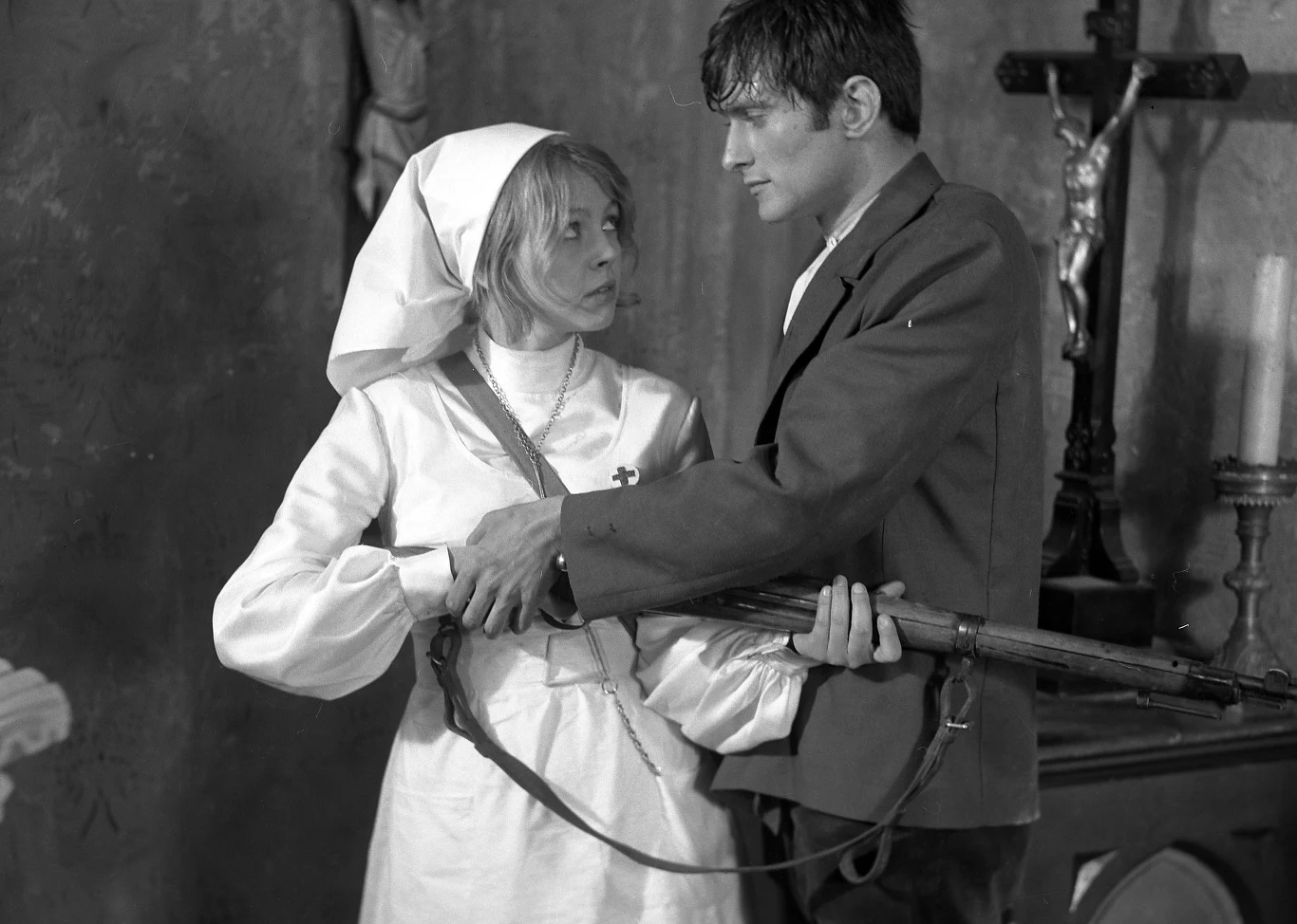 Izabella Kozłowska w filmie "Sól ziemi czarnej" Izabella Kozłowska w filmie "Sól ziemi czarnej"