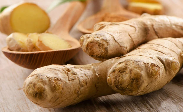 Imbir zazwyczaj dodaje się do herbaty. Stanowi również wspaniały dodatek do kawy. 