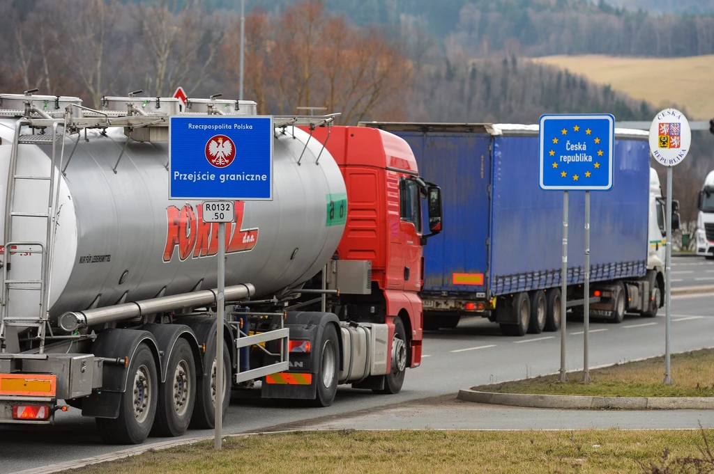 Wzrosną koszty dla polskich firm transportowych, operujących na terenie Francji