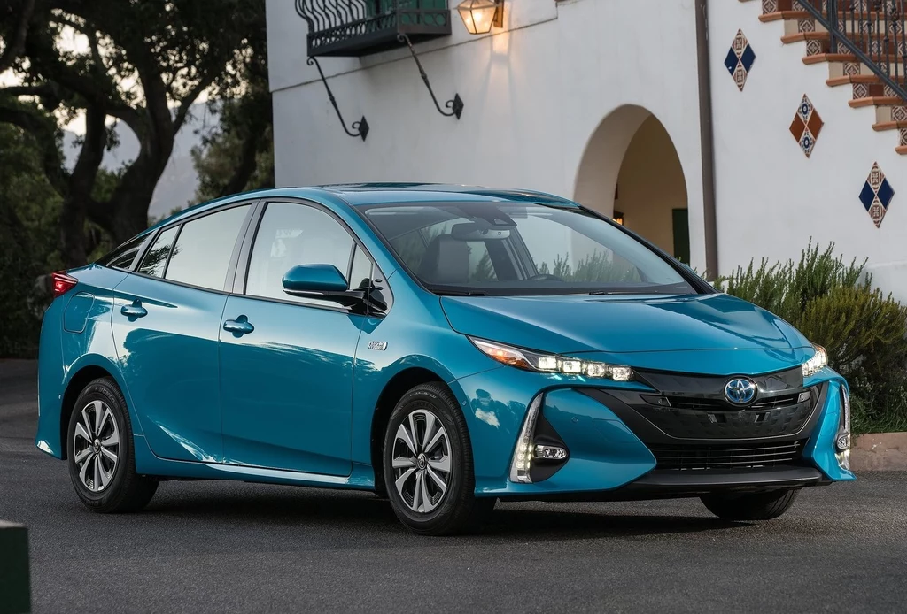 Toyota Prius Prime - hybryda plug-in