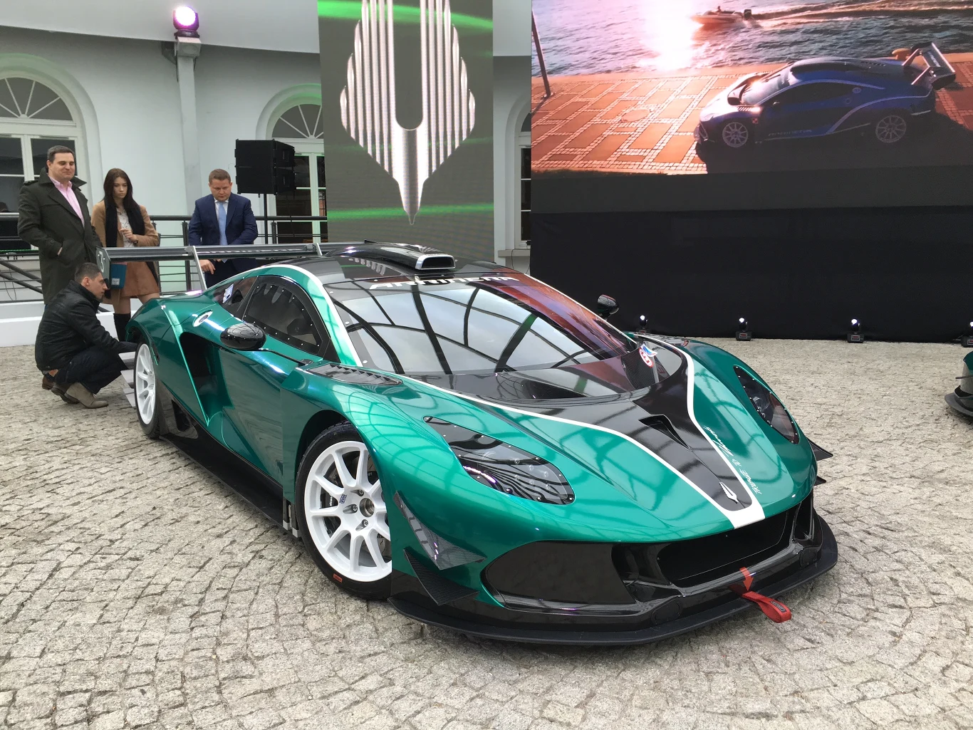 Arrinera Hussarya GT Arrinera Hussarya GT