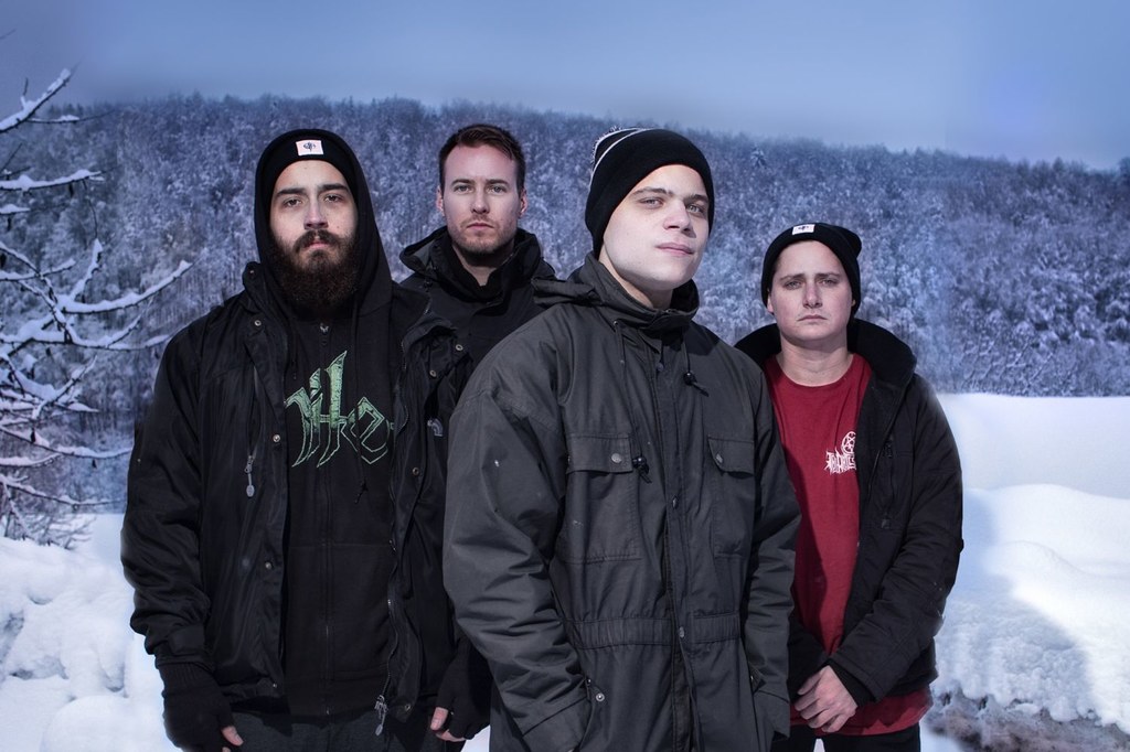 Aversions Crown ujawnia szczegóły