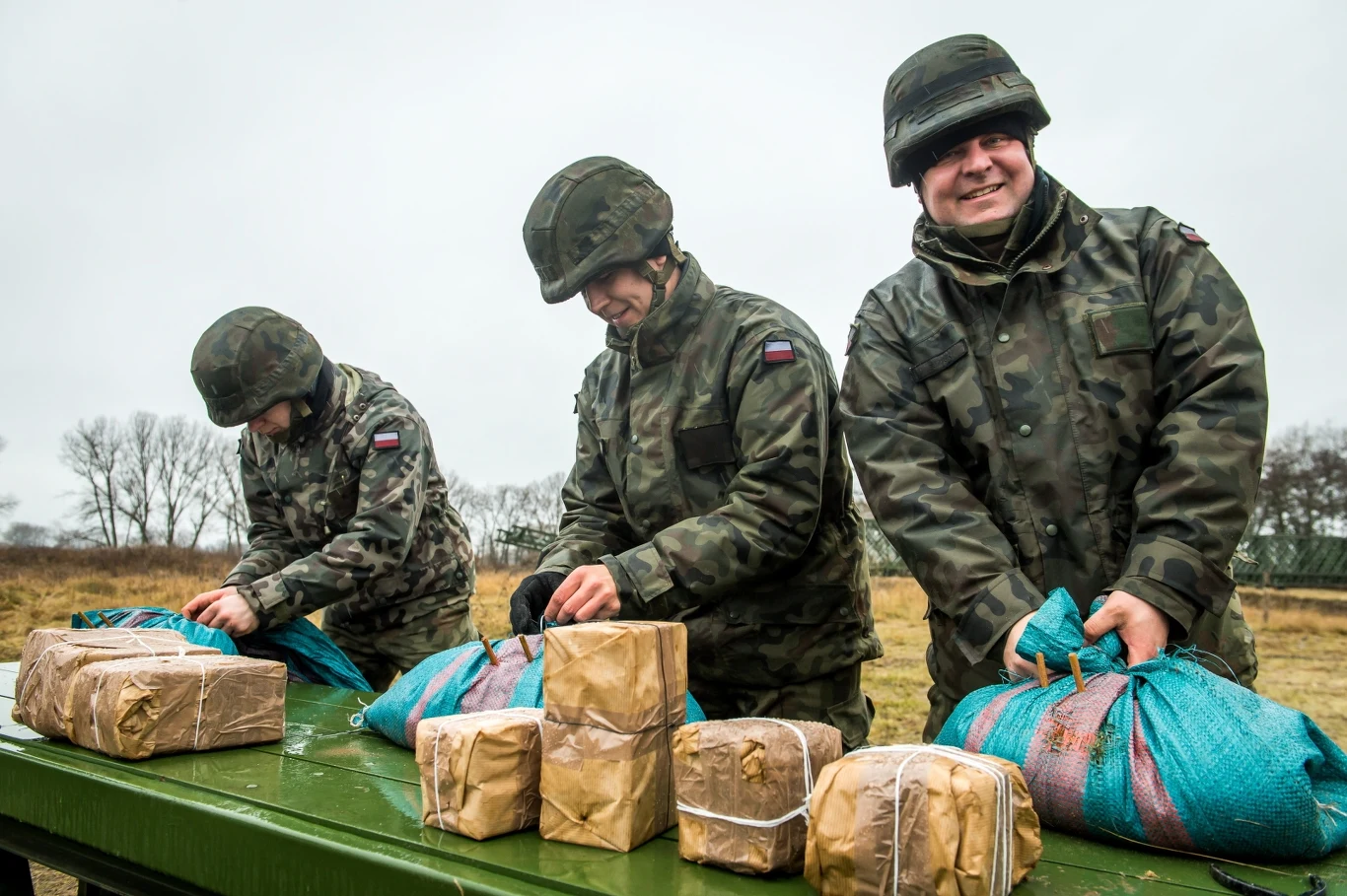 Ćwiczenia z rozmieszczania materiałów wybuchowych Ćwiczenia z rozmieszczania materiałów wybuchowych