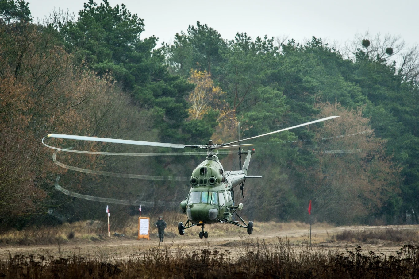 Ćwiczenia z rozmieszczania materiałów wybuchowych Ćwiczenia z rozmieszczania materiałów wybuchowych