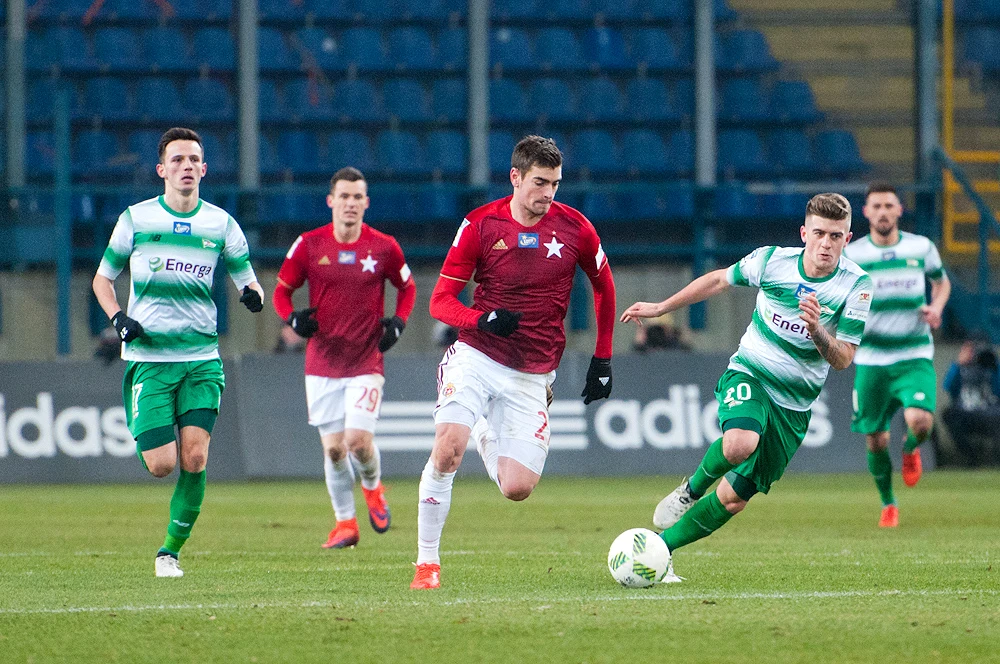 Wisła Kraków pokonała prowadzącą w tabeli Ekstraklasy Lechię Gdańsk 3-0