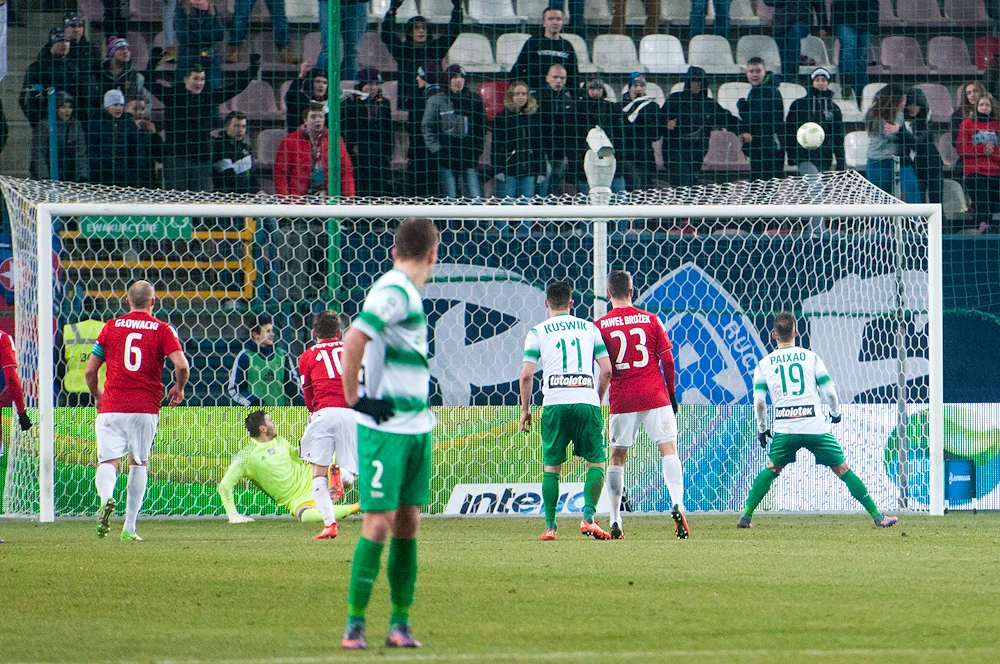 Wisła Kraków pokonała prowadzącą w tabeli Ekstraklasy Lechię Gdańsk 3-0