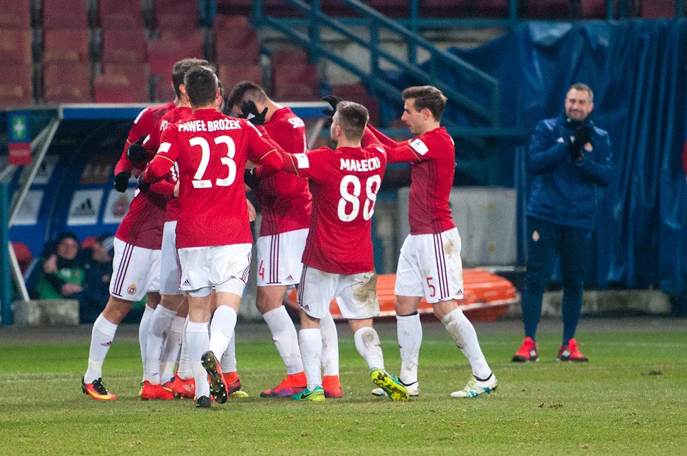 Wisła Kraków pokonała prowadzącą w tabeli Ekstraklasy Lechię Gdańsk 3-0