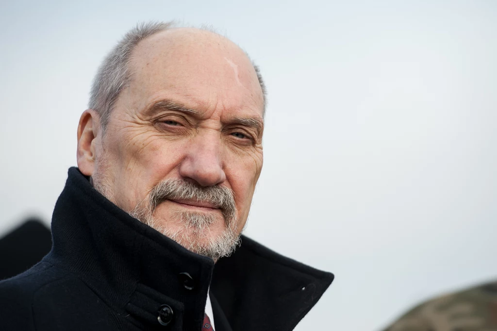 Minister Antoni Macierewicz