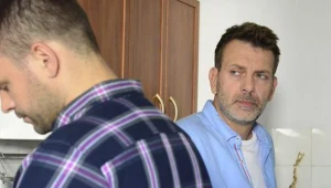 Strzelecki od razu przekaże adres i nazwisko pechowego nauczyciela Wiktorowi. A lekarz będzie pod wrażeniem!