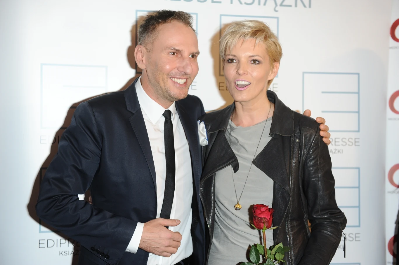 Celebrytki uwielbiają Gojdzia. Na zdjęciu z Iloną Felicjańską Celebrytki uwielbiają Gojdzia. Na zdjęciu z Iloną Felicjańską