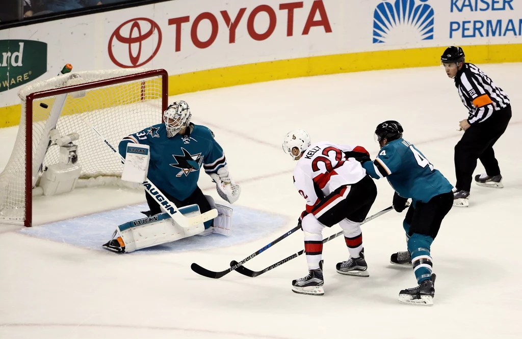 Hokeiści Ottawa Senators pokonali San Jose Sharks 4-2 w lidze NHL Hokeiści Ottawa Senators pokonali San Jose Sharks 4-2 w lidze NHL