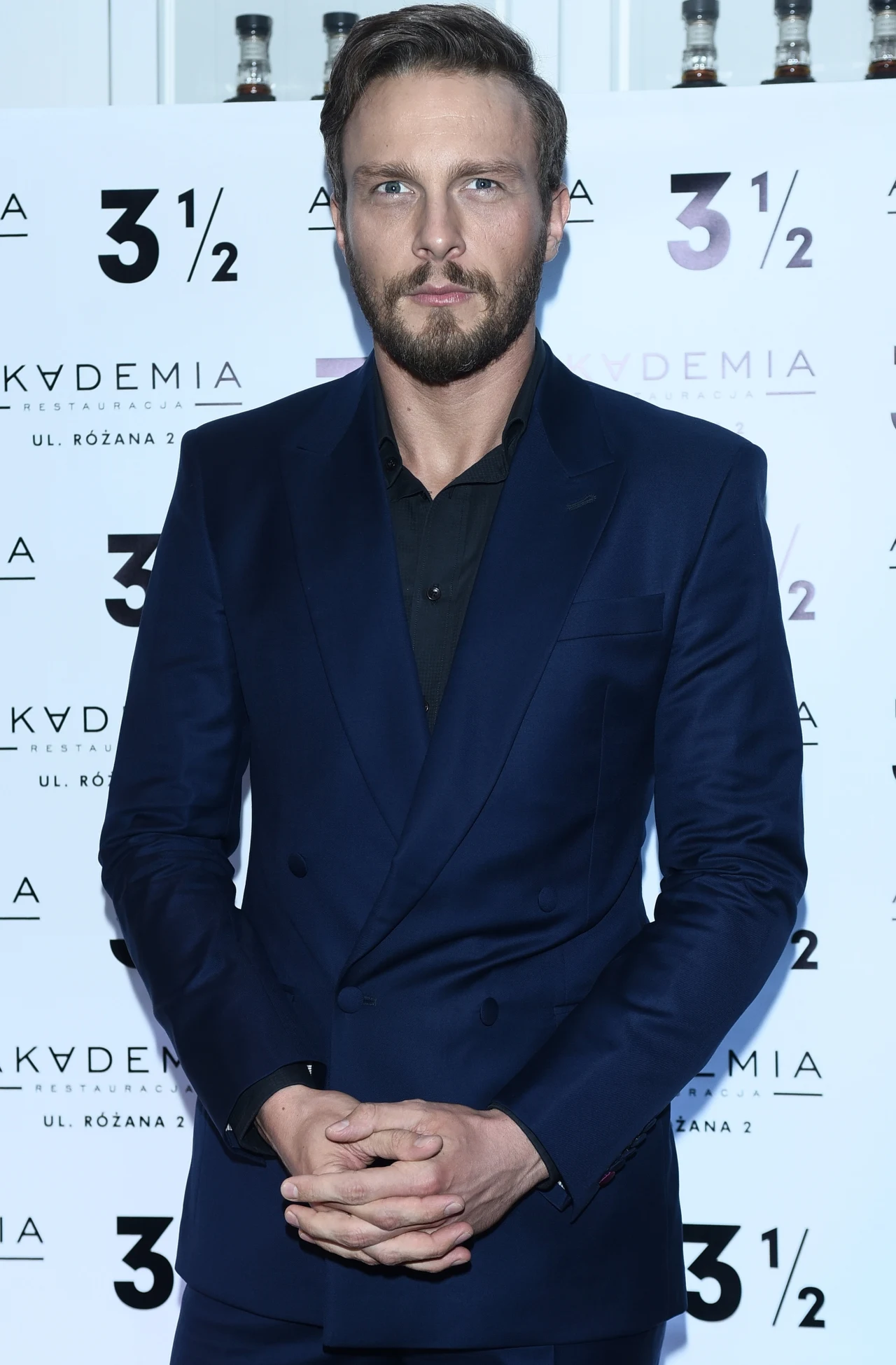 Sławek Uniatowski z brodą. Zdjęcie przed metamorfozą Sławek Uniatowski z brodą. Zdjęcie przed metamorfozą