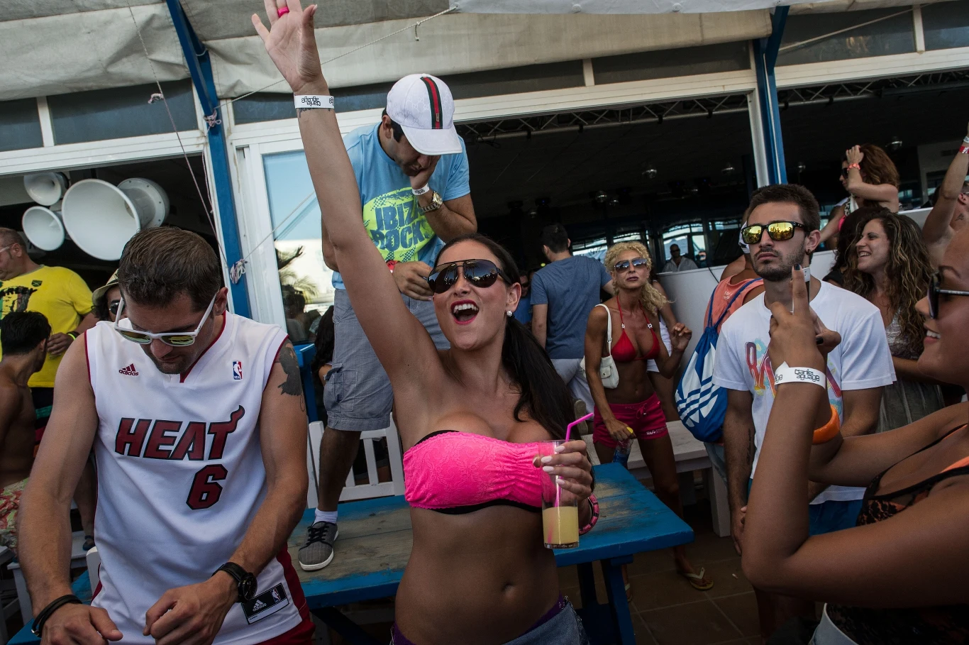 Jedna z imprez na Ibizie