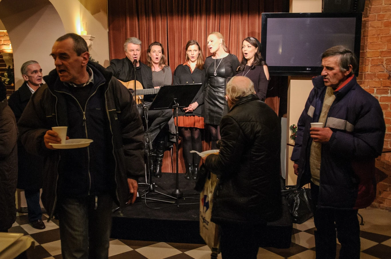 Wiligia dla bezdomnych w Teatrze Kamienica Wiligia dla bezdomnych w Teatrze Kamienica
