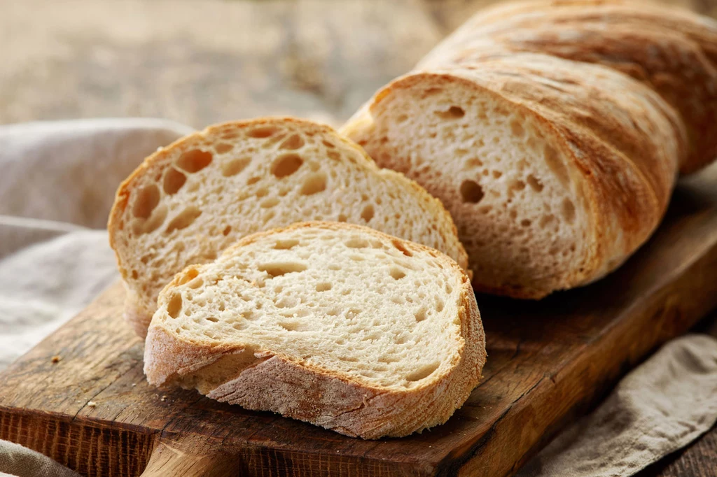 Z mąki migdałowej przygotujemy dietetyczny chleb