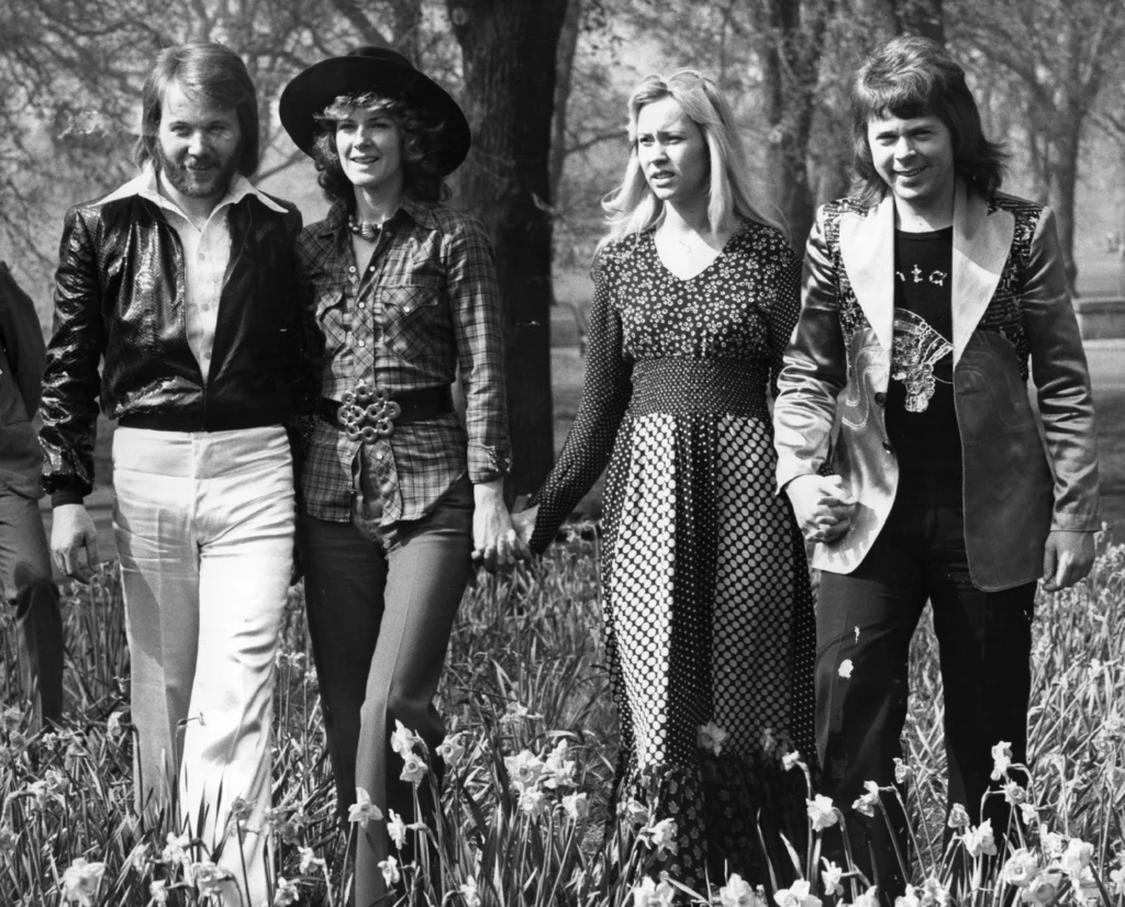 ABBA w 1974 r. w Londynie: od lewej Benny Andersson, Anni-Frid Lyngstad, Agnetha Faltskog i Björn Ulvaeus