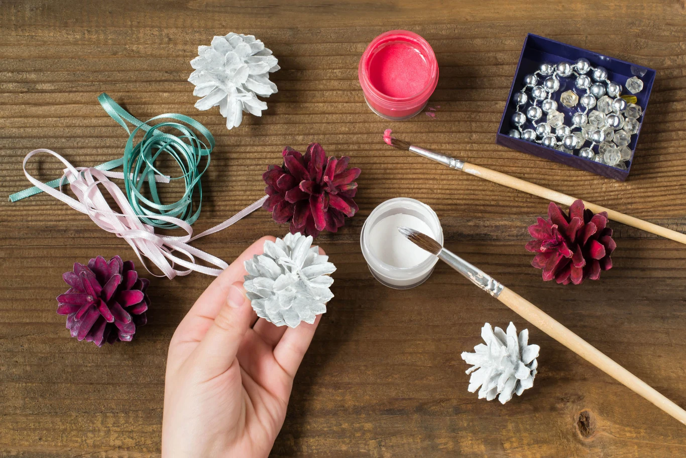 Szyszki mogą być także piękną ozdobą