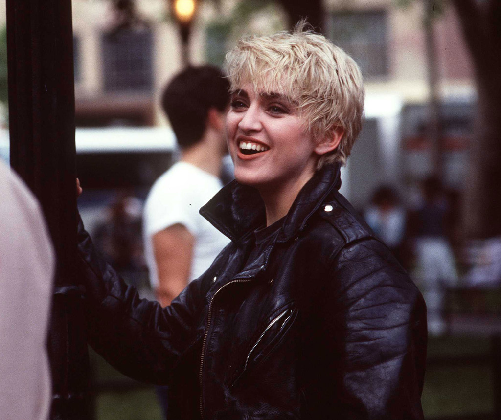 Madonna w 1986 roku w wydała album "True Blue", na którym znalazł się hit "Papa Don't Preach"