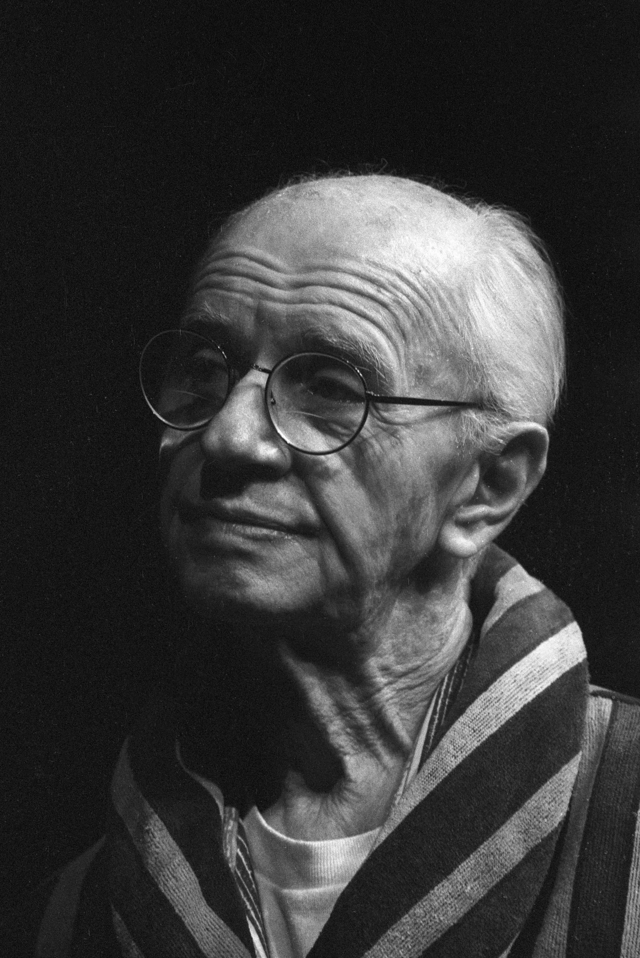 Edward Dziewoński w 1994 roku Edward Dziewoński w 1994 roku