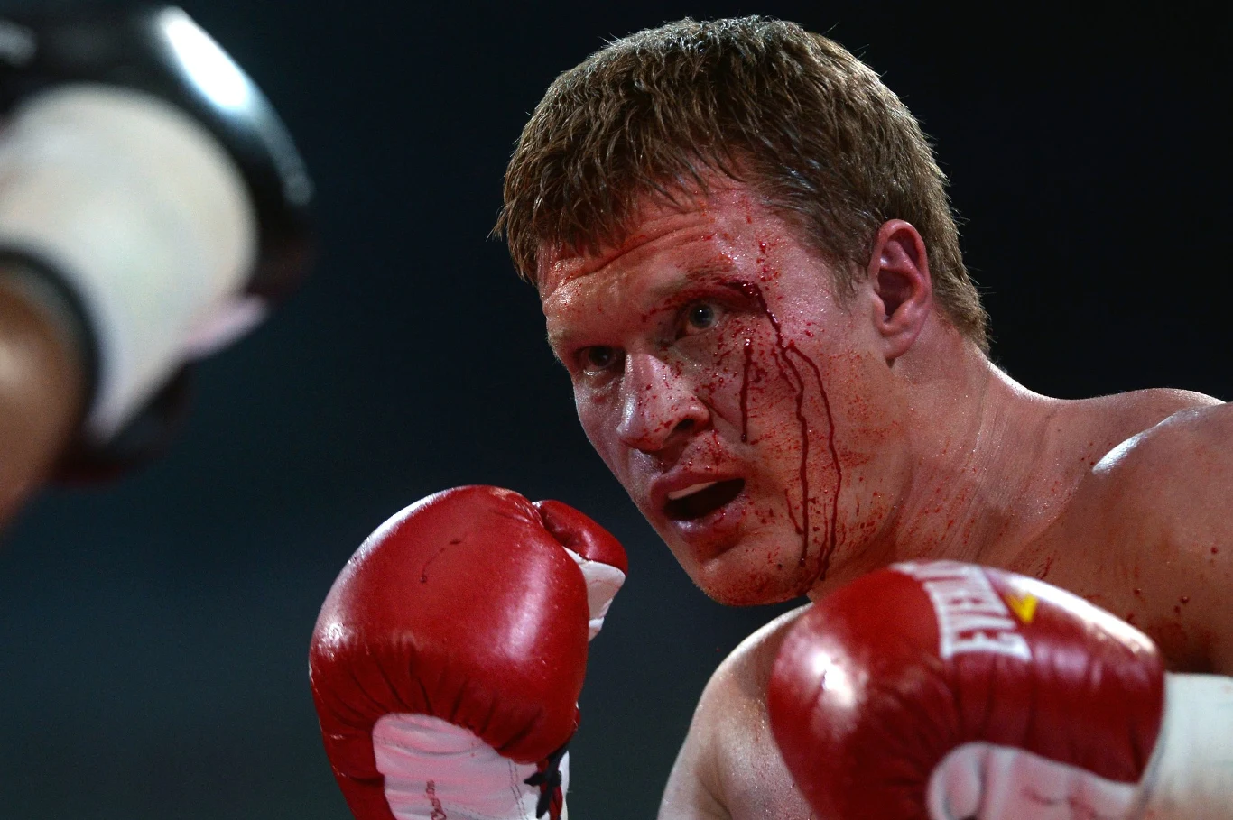 Aleksander Powietkin znokautował Francuza Duhaupasa, walcząc pod wpływem dopingu Aleksander Powietkin znokautował Francuza Duhaupasa, walcząc pod wpływem dopingu