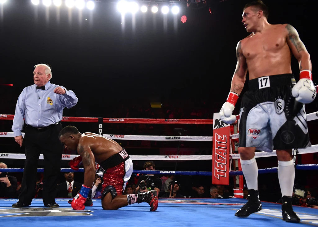 Aleksander Usyk (po prawej)