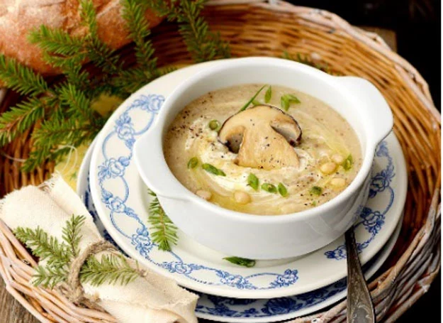 Taka zupa będzie idealna na kolację wigilijną 