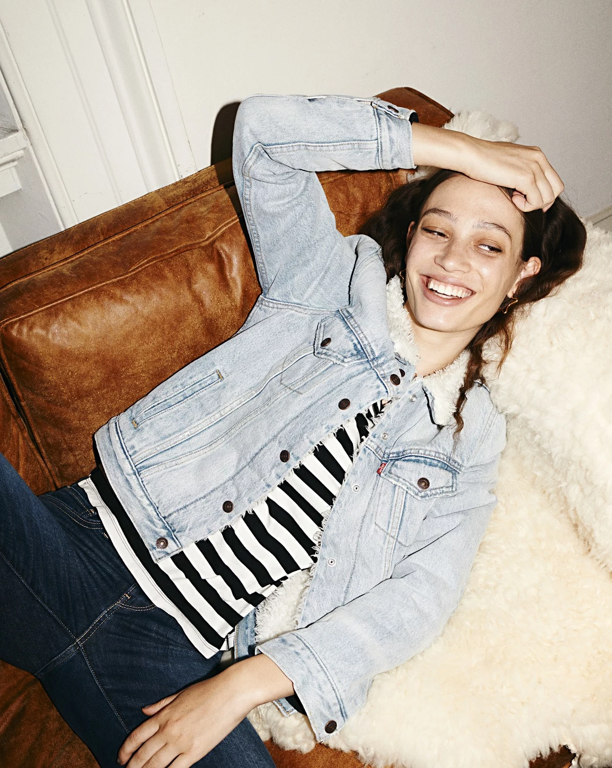 Levi’s® przedstawia kolekcję, która sprawdzi się zarówno jako bożonarodzeniowy prezent, wigilijny strój lub codzienna stylizacja do pracy. Levi’s® przedstawia kolekcję, która sprawdzi się zarówno jako bożonarodzeniowy prezent, wigilijny strój lub codzienna stylizacja do pracy.