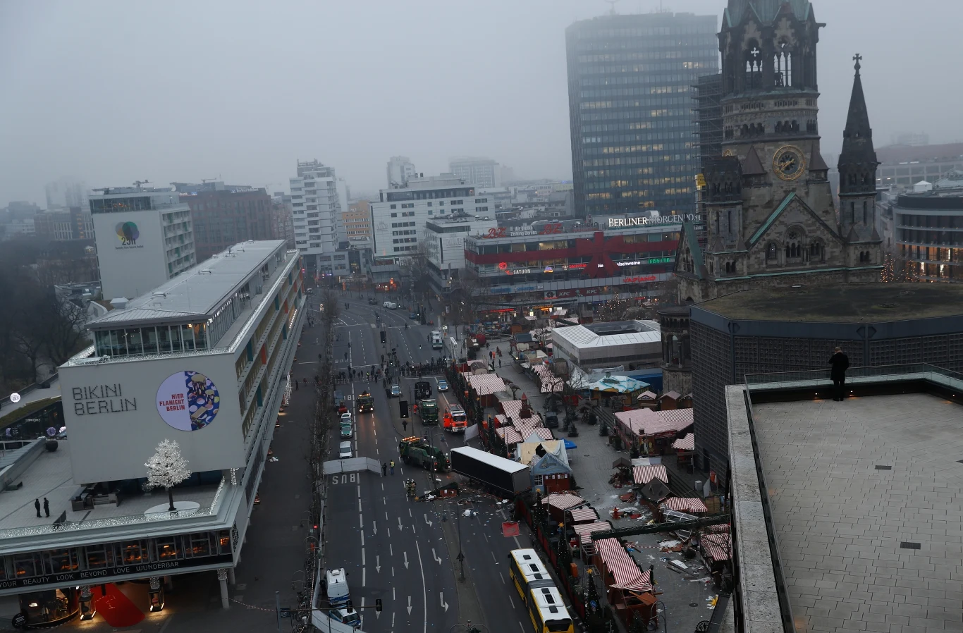 Niemieccy śledczy zakładają, że kierowca działał celowo i określają zajście mianem zamachu terrorystycznego