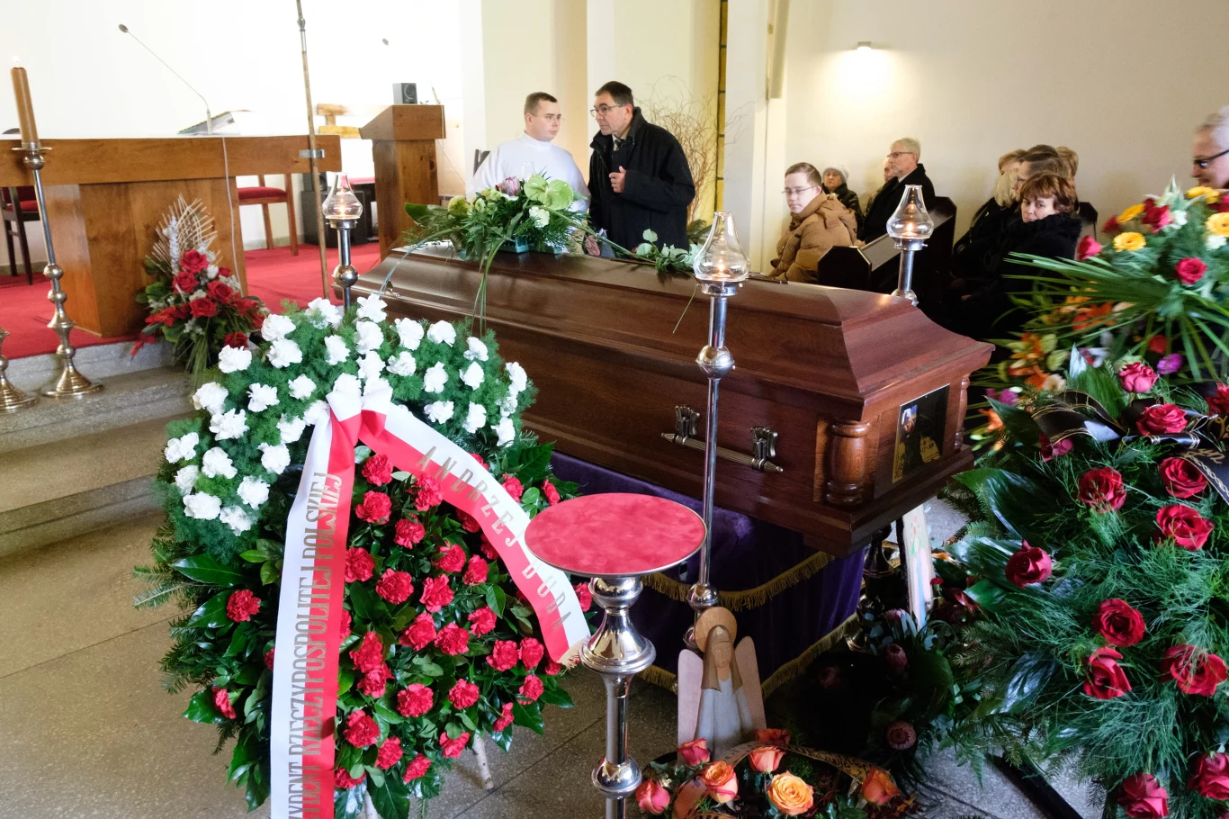 Przyjaciele i rodzina pożegnali Bohdana Smolenia