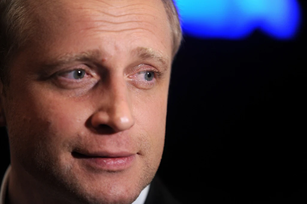 Jestem w dobrym wieku dla faceta, jestem szczęśliwy, nie patrzę wstecz Jestem w dobrym wieku dla faceta, jestem szczęśliwy, nie patrzę wstecz