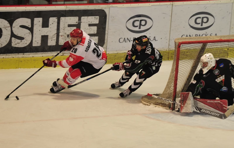 Comarch Cracovia przegrała 2-5 z GKS-em Tychy w Polskiej Hokej Lidze Comarch Cracovia przegrała 2-5 z GKS-em Tychy w Polskiej Hokej Lidze