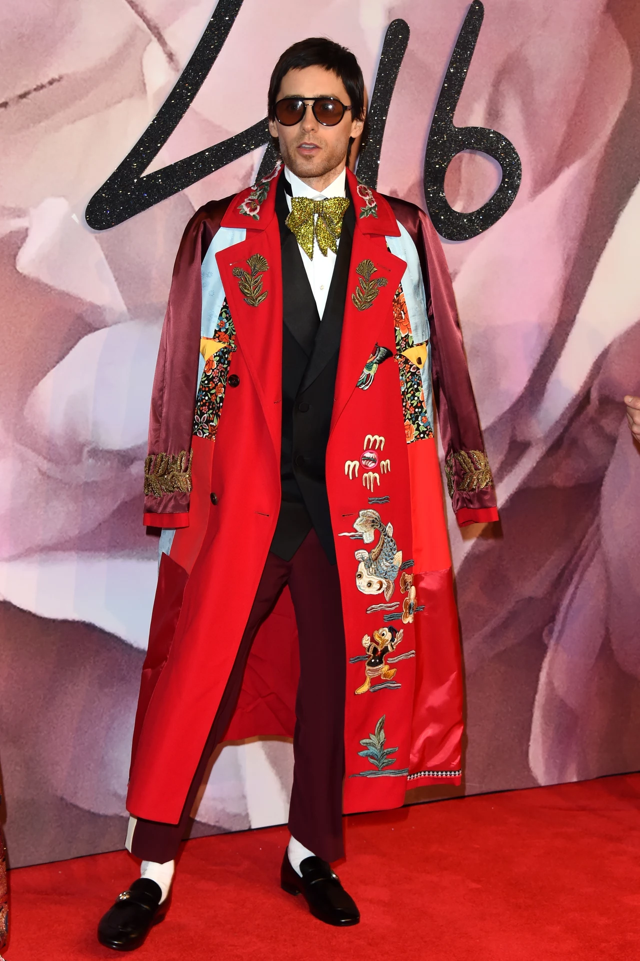 We wrześniu tego roku w sieci pojawiła się informacja, że Jared Leto wcieli się w postać Andy'ego Warhola w biografii, która powstanie na podstawie książki "Warhol: The Biography" Victora Bockrisa z 1989 roku. Ma ją wyreżyserować Terence Winter We wrześniu tego roku w sieci pojawiła się informacja, że Jared Leto wcieli się w postać Andy'ego Warhola w biografii, która powstanie na podstawie książki "Warhol: The Biography" Victora Bockrisa z 1989 roku. Ma ją wyreżyserować Terence Winter