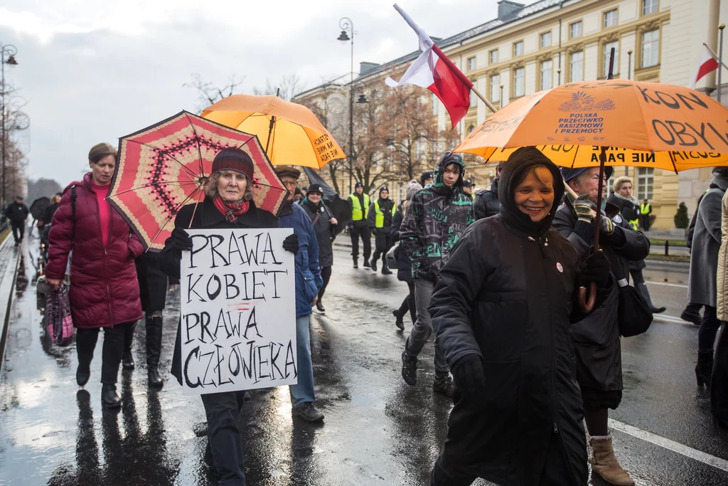 Manifestacja "Siła kobiet", Warszawa, listopad 2016