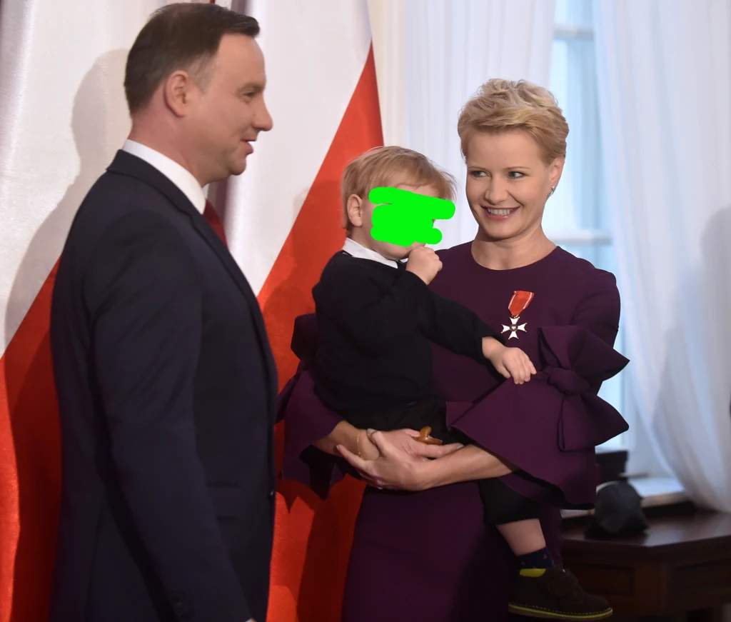 Małgorzata Kożuchowska z synem pojawiła się u Andrzeja Dudy, gdzie odebrała medal za "wybitne osiągnięcia" Małgorzata Kożuchowska z synem pojawiła się u Andrzeja Dudy, gdzie odebrała medal za "wybitne osiągnięcia"