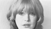 Marianne Faithfull w trakcie swojej kilkudziesięcioletniej kariery współpracowała z licznymi muzykami. Wśród nich wymienić można Davida Bowiego, Becka, Nicka Cave'a, PJ Harvey, Billy'ego Corgana, Seana Lennona, Toma Waitsa, Rogera Watersa czy Patricka Wolfa. 

W 1997 roku wzięła gościnny udział w nagrywaniu płyty grupy Metallica "Reload". Jak określił perkusista grupy Lars Ulrich, pijany i zniszczony głos Faithfull idealnie pasował do melancholijnego utworu upadłej gwiazdy "Memory Remains". Marianne pojawiła się także w teledysku do piosenki
