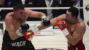 ​Mariusz Wach mógł walczyć z Erkanem Teperem w Stuttgarcie. Dylematów "Wikinga" ciąg dalszy