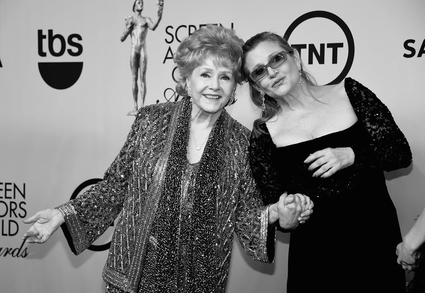 Debbie Reynolds i Carrie Fisher w 2015 roku Debbie Reynolds i Carrie Fisher w 2015 roku