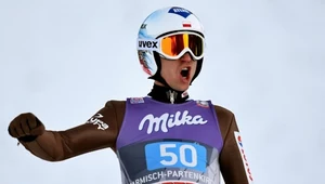 Kamil Stoch oddał fenomenalne skoki w Garmisch-Partenkirchen